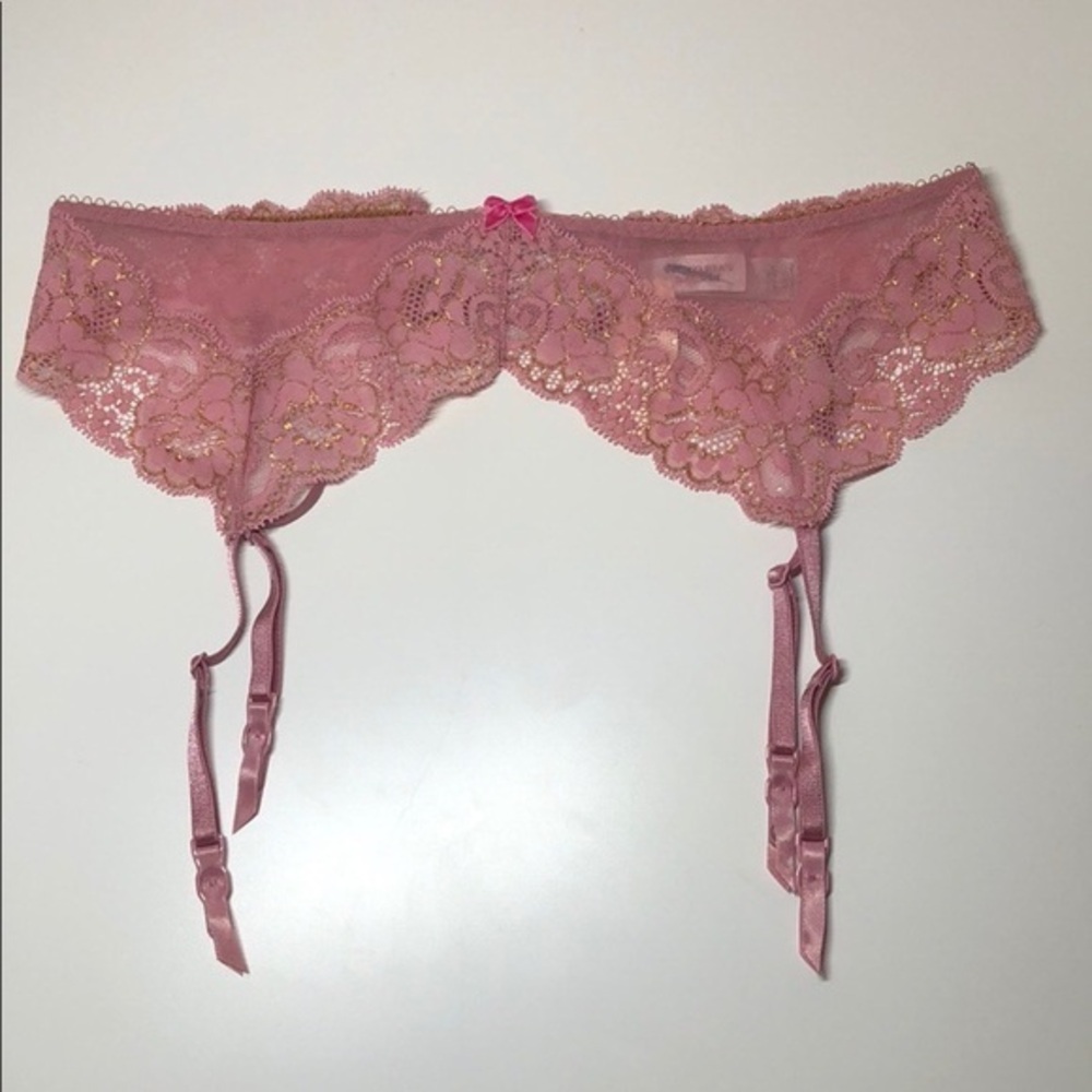 Victoria’s Secret Garter Belt *XS/S